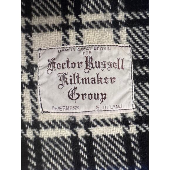 Vintage Hector Russell Kiltmaker Group Plaid Green Blue Red Fringe Throw 54”x68” - Picture 4 of 5